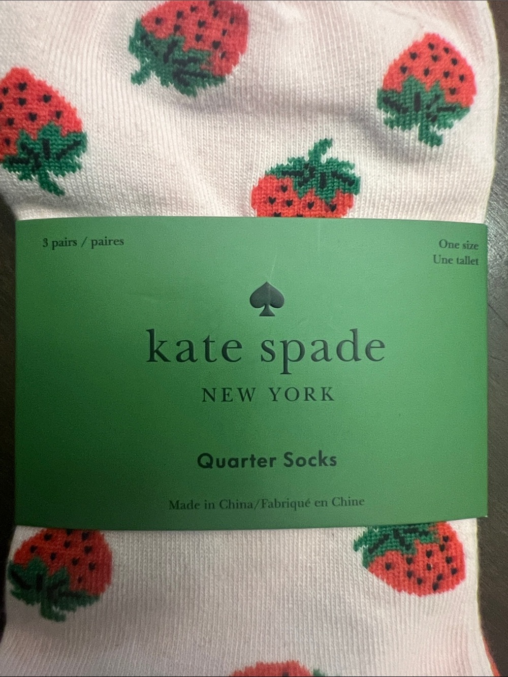 kate spade pink socks with strawberry motif - Picture 2 of 3